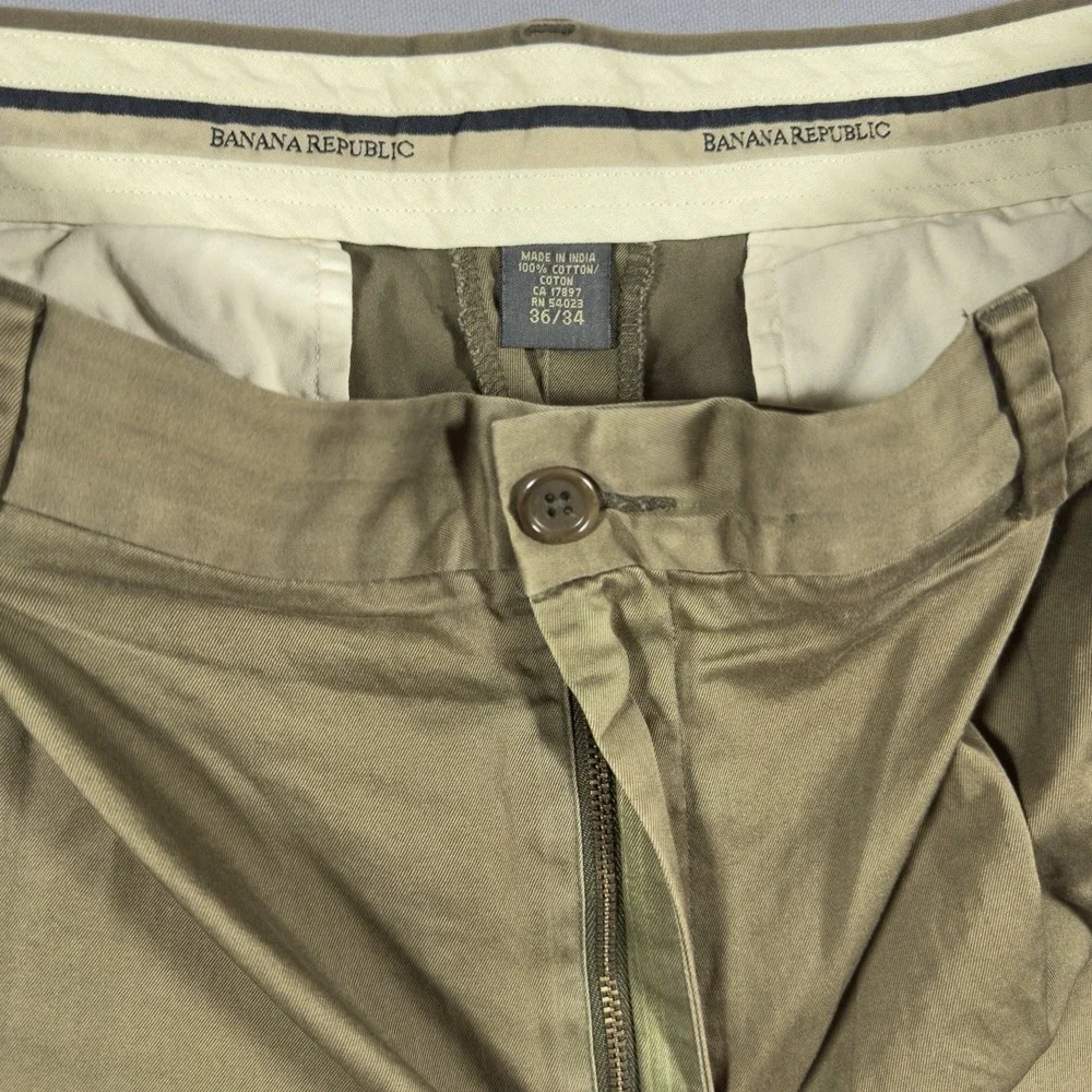 Banana Republic Vintage Y2K Khaki Pleated Chino Pants Men's 36x34 Tan Cotton